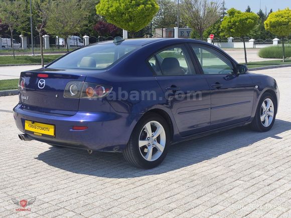YÜREKLİ'DEN MAZDA 3 SANROUFLU 1.6 DYNAMİC+lpg
