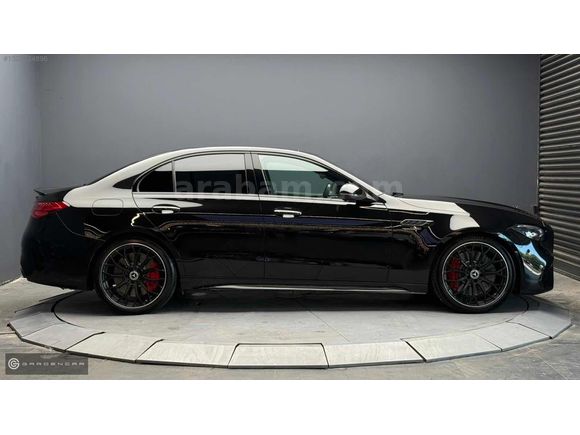 '''GARDEN''' 2023 C63 S E PERFORMANCE