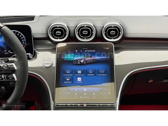 '''GARDEN''' 2023 C63 S E PERFORMANCE
