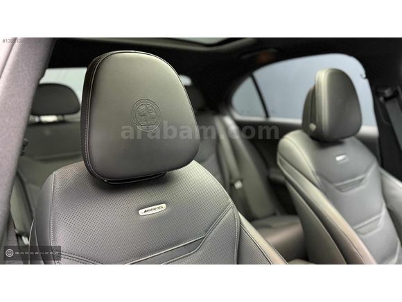 '''GARDEN''' 2023 C63 S E PERFORMANCE
