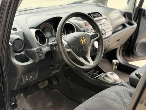 MAKYAJLI KASA HONDA JAZZ