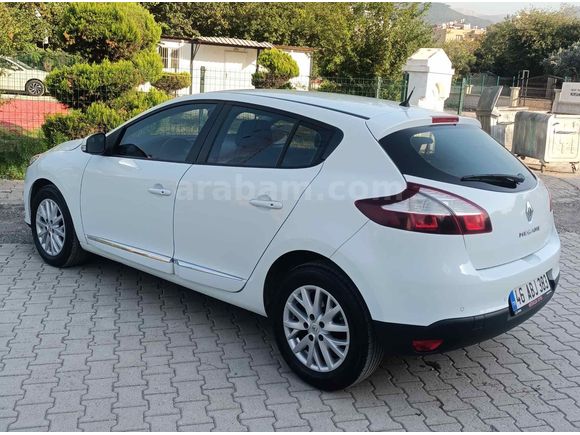 Sahibinden Renault Megane 1.6 Touch Plus 2015 Model 