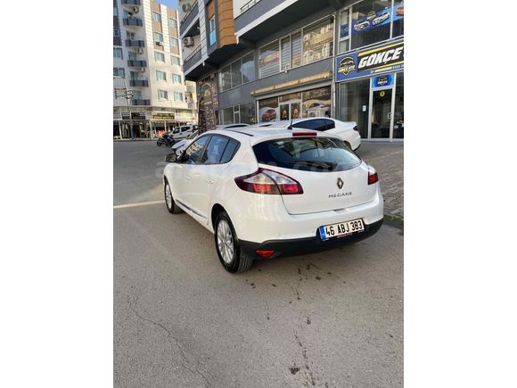 Sahibinden Renault Megane 1.6 Touch Plus 2015 Model 