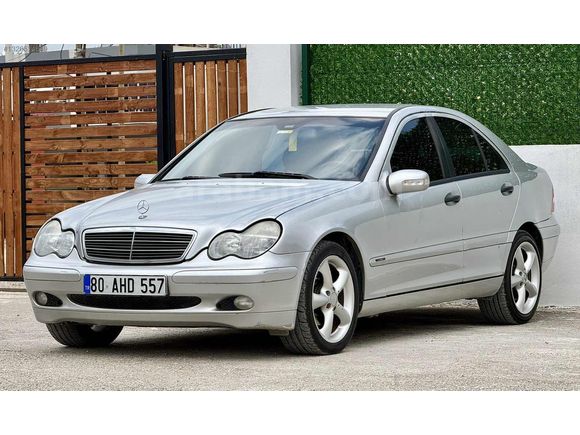 TR'de TEK 169.000KM'de KOLEKSİYONLUK C200CDI CLASİC