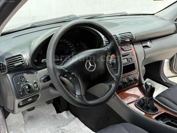 TR'de TEK 169.000KM'de KOLEKSİYONLUK C200CDI CLASİC