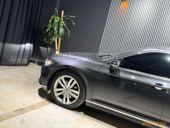 GÜRDOĞAN|2020PASSAT 1.5TSİ IMPRESSİON LED-LOGOGERİGRŞ-BOYASIZ