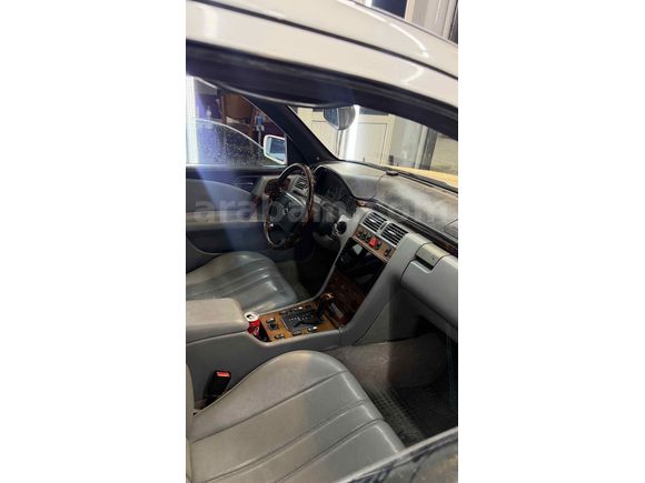 Sahibinden Mercedes - Benz E 200 Elegance 1998 Model 