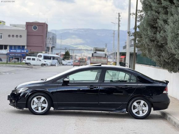 2011 MAKYAJLI KASA ELEGANCE OTOMATİK CİVİC
