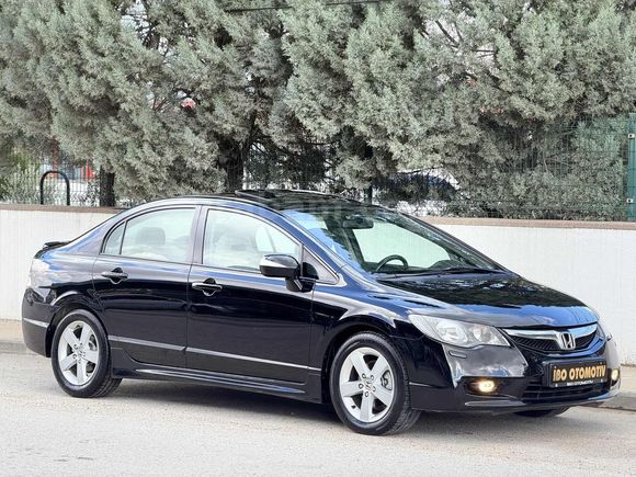 2011 MAKYAJLI KASA ELEGANCE OTOMATİK CİVİC