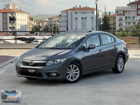 2012 FD 6 CIVIC DEGİŞENSİZ CAM GİBİ 94 BİN KMDE ELEGANCE SANROOF