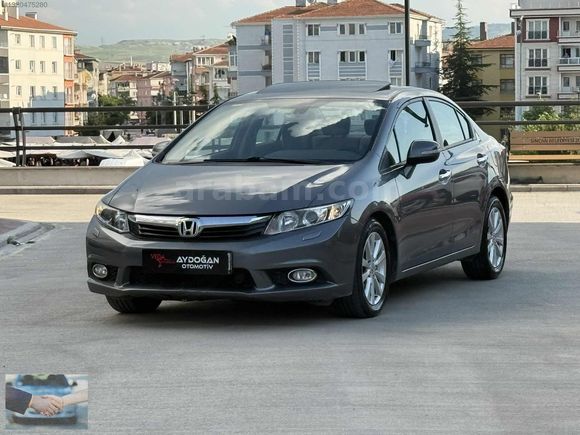 2012 FD 6 CIVIC DEGİŞENSİZ CAM GİBİ 94 BİN KMDE ELEGANCE SANROOF