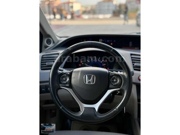 2012 FD 6 CIVIC DEGİŞENSİZ CAM GİBİ 94 BİN KMDE ELEGANCE SANROOF