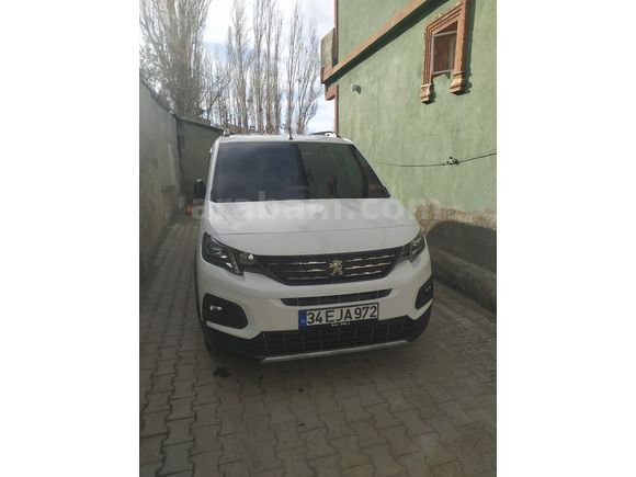 Ful paket çizik dahi yoktur