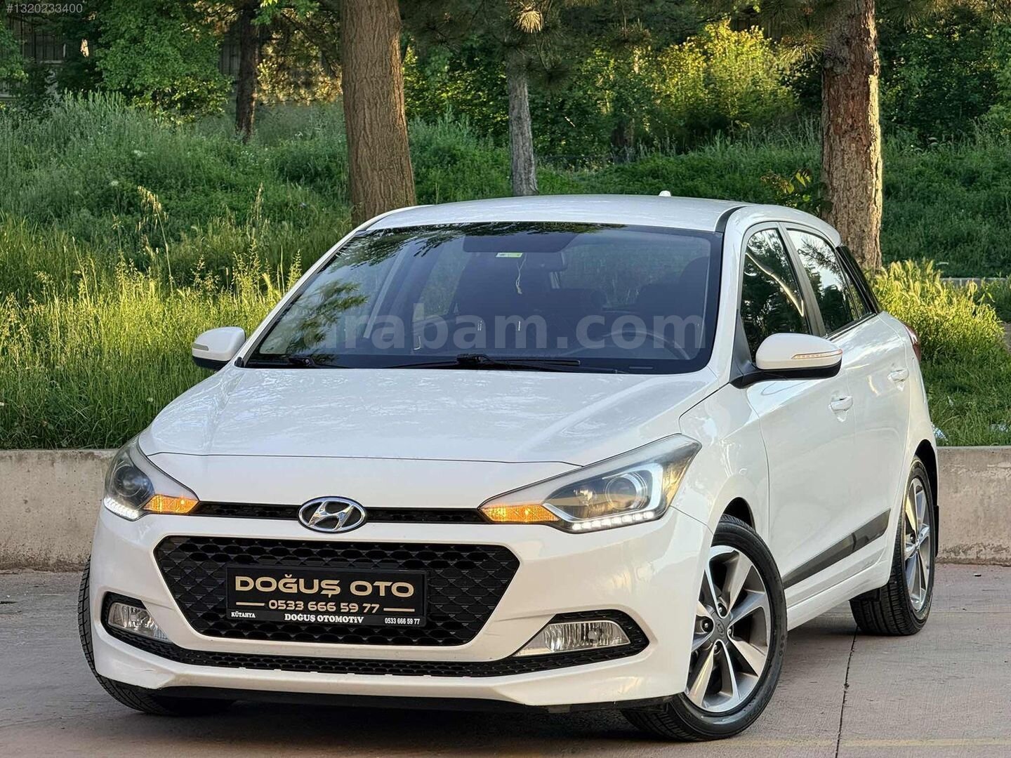 Galeriden Hyundai i20 1.2 MPI Elite 2015 Model Kütahya 64.500 km Beyaz 1