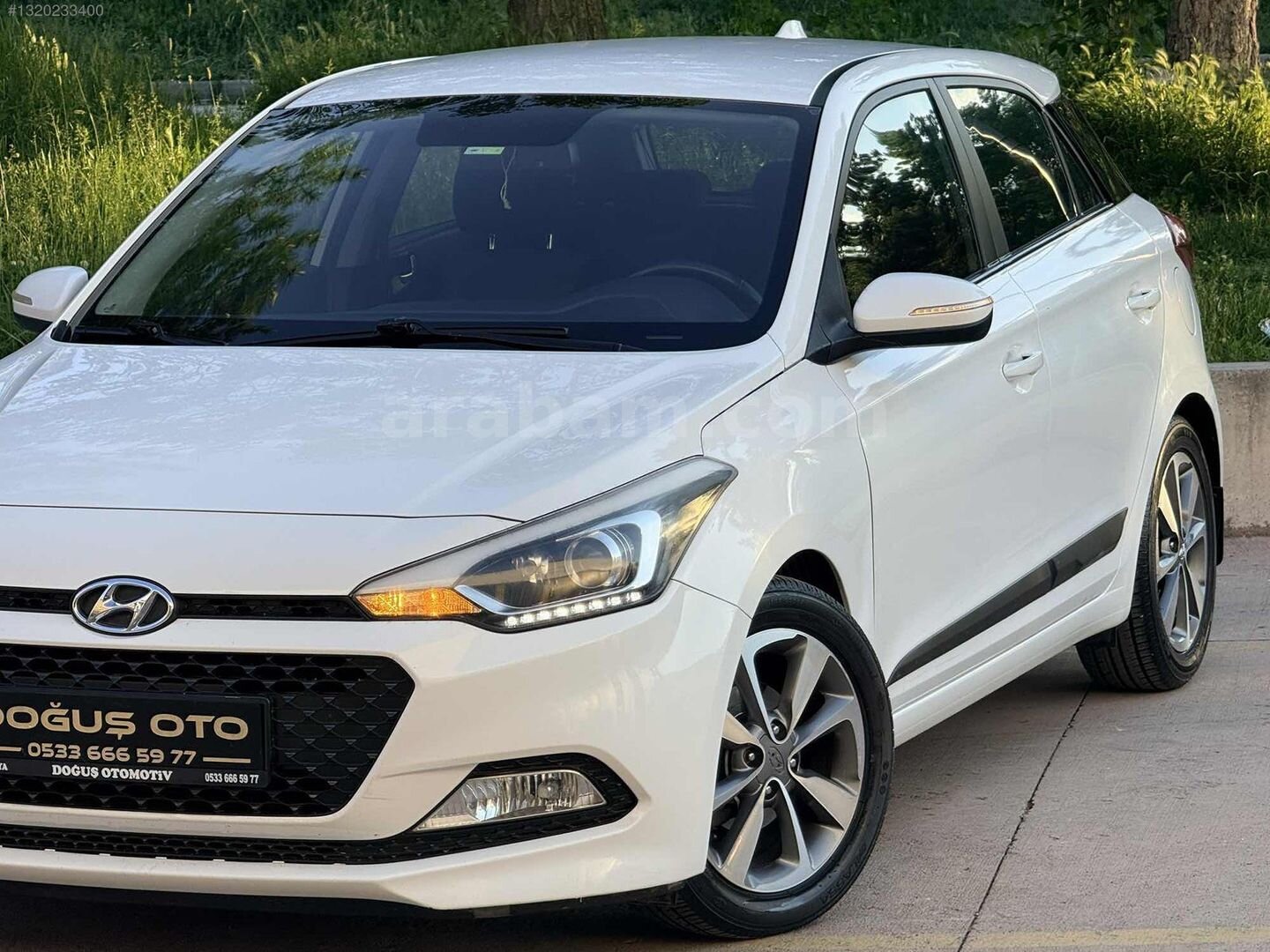 Galeriden Hyundai i20 1.2 MPI Elite 2015 Model Kütahya 64.500 km Beyaz 3