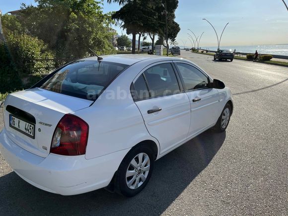 Sahibinden Hyundai Accent Era 1.5 CRDi Mode 2012 Model 