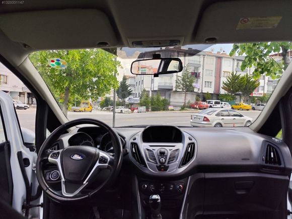 FORD/BMAX/DEĞİŞENSİZ/DÜŞÜK KM/K. KARTI İMKANI