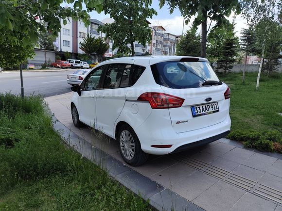 FORD/BMAX/DEĞİŞENSİZ/DÜŞÜK KM/K. KARTI İMKANI