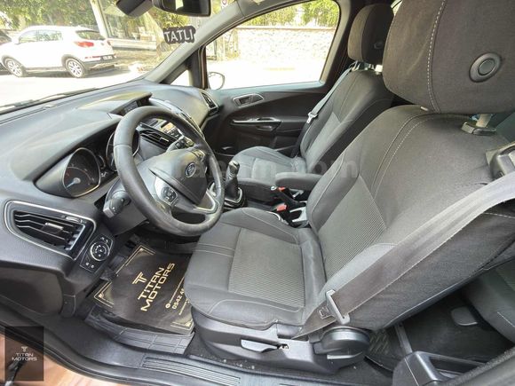 TİTAN MOTORS 212 BİN KM 2013 ÇKŞ.FORD B-MAX 1.5 TDCI TITANIUM