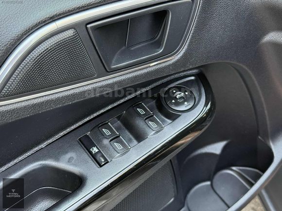 TİTAN MOTORS 212 BİN KM 2013 ÇKŞ.FORD B-MAX 1.5 TDCI TITANIUM