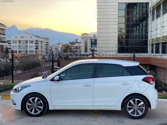 2018 MODEL HYUNDAİ İ20 1.4 CRDİ STYLE 153 BİN KİLOMETREDE/DİZEL