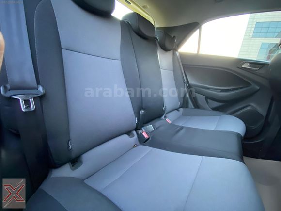 2018 MODEL HYUNDAİ İ20 1.4 CRDİ STYLE 153 BİN KİLOMETREDE/DİZEL