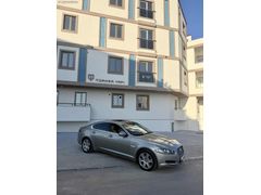 TR DE TEK METALİK ŞAMPANYA SARISI JAGUAR XF TAKASA UYGUN