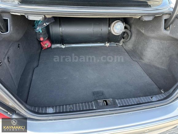 2004 E200 AVANTGARDE SUNROOF DERİ DÖŞEME EMSALSİZ TEMİZLİKTE