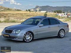 2004 E200 AVANTGARDE SUNROOF DERİ DÖŞEME EMSALSİZ TEMİZLİKTE