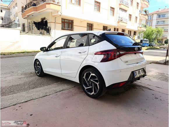 SERVİS BAKIMLI HATASIZ BOYASIZ SUNROFLU 2023 MODEL