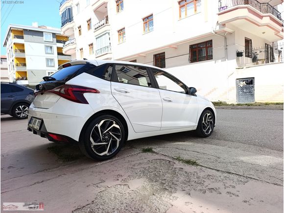 SERVİS BAKIMLI HATASIZ BOYASIZ SUNROFLU 2023 MODEL