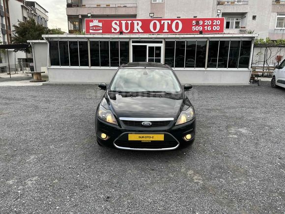 SUR OTO-2 2010 FORD FOCUS 1.6 TDCİ TİTANİUM PAKET SUNROOF'LU,