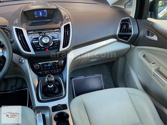 İS CAR 220.000KM+E. BAGAJ+OTOMATİK PARK+KATLANIR+SONY+BAKIMLI!!
