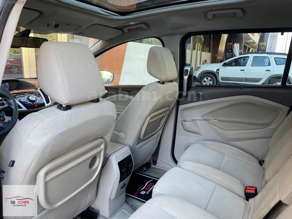 İS CAR 220.000KM+E. BAGAJ+OTOMATİK PARK+KATLANIR+SONY+BAKIMLI!!