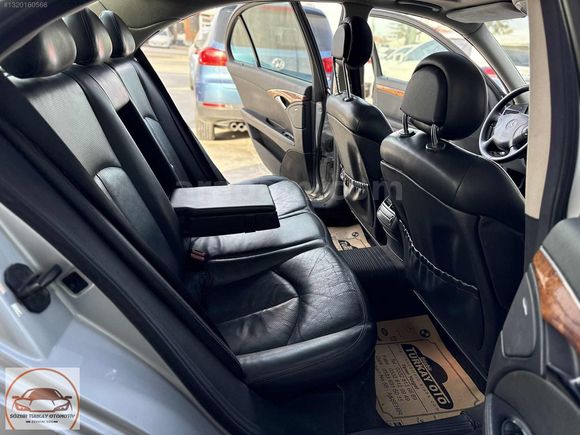 MERCEDES E220 CDİ ELEGANCE DERİ SANROOF XENON