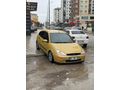 Sahibinden Ford Focus 1.6 Ambiente 2000 Model  300.000 km Sarı
