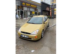 Sahibinden Ford Focus 1.6 Ambiente 2000 Model  300.000 km Sarı