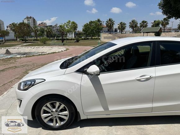2013 model _HYUNDAİ İ30 _ 1.6CRDİ - 128HP _STYLE + İÇ BEJ DÖŞEME