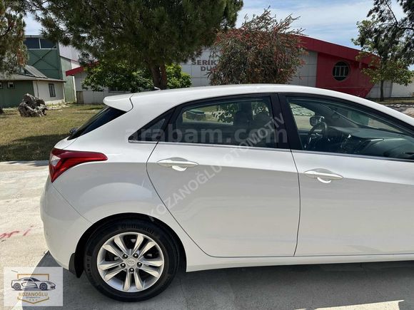 2013 model _HYUNDAİ İ30 _ 1.6CRDİ - 128HP _STYLE + İÇ BEJ DÖŞEME