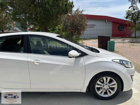2013 model _HYUNDAİ İ30 _ 1.6CRDİ - 128HP _STYLE + İÇ BEJ DÖŞEME