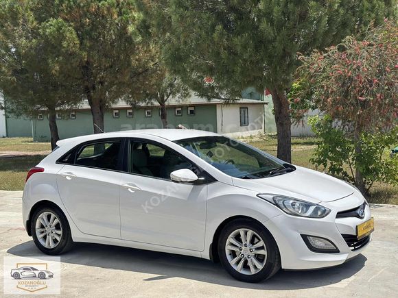 2013 model _HYUNDAİ İ30 _ 1.6CRDİ - 128HP _STYLE + İÇ BEJ DÖŞEME