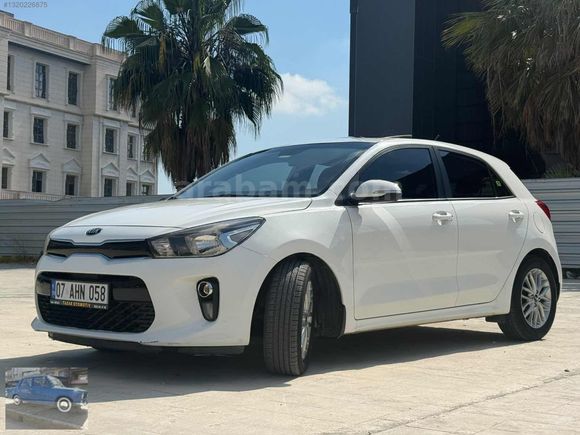 TAŞAR OTOMOTİV DEN 2017 KİA RİO DİZEL SANRUFLU