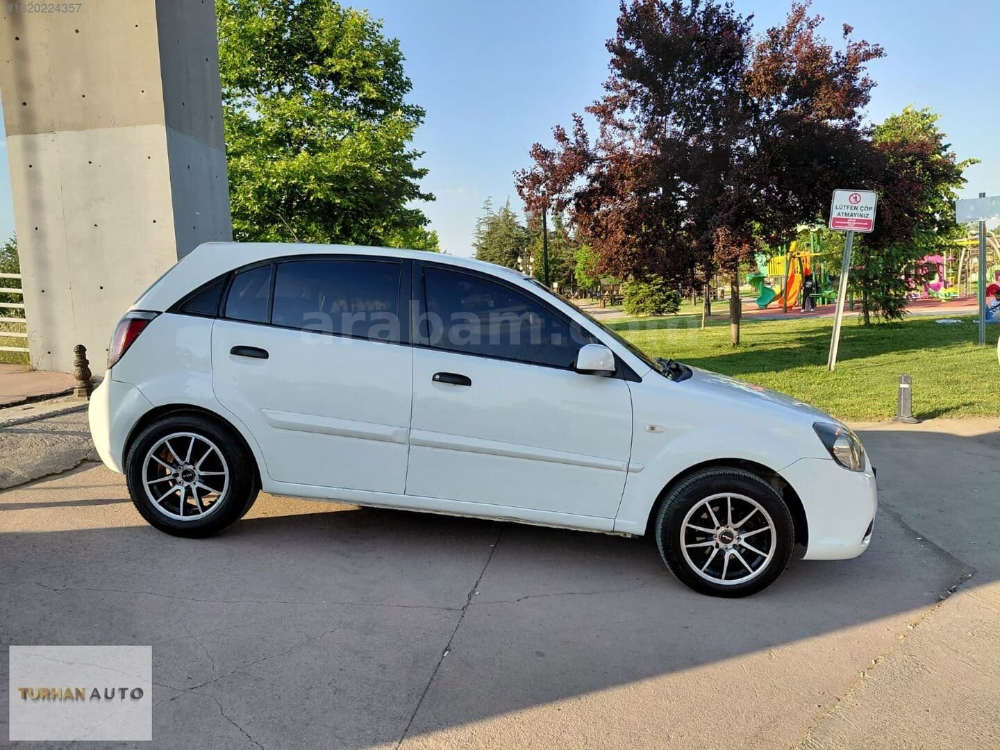 Galeriden Kia Rio 1.5 CRDi Trend 2011 Model Düzce 480.000 km Beyaz 7