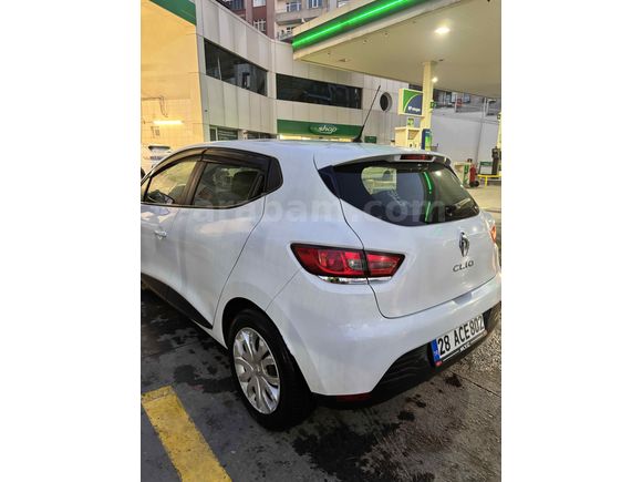 Sahibinden Renault Clio 1.2 Joy 2015 Model  185.000 km Beyaz