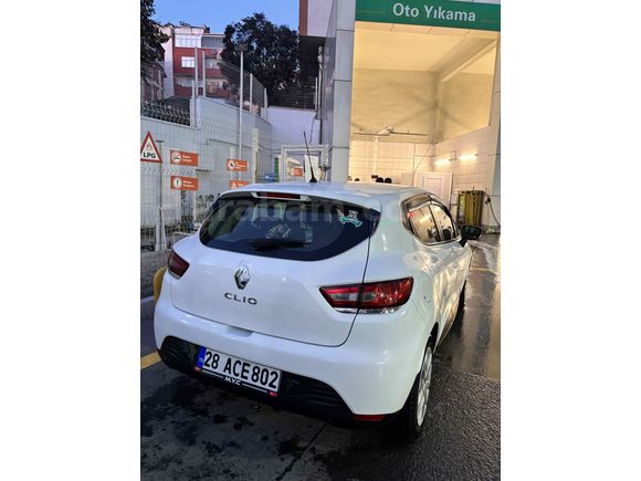 Sahibinden Renault Clio 1.2 Joy 2015 Model  185.000 km Beyaz