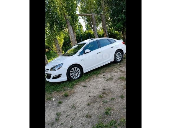 Sahibinden Opel Astra 1.6 CDTI Dynamic 2016 Model  185 km Beyaz