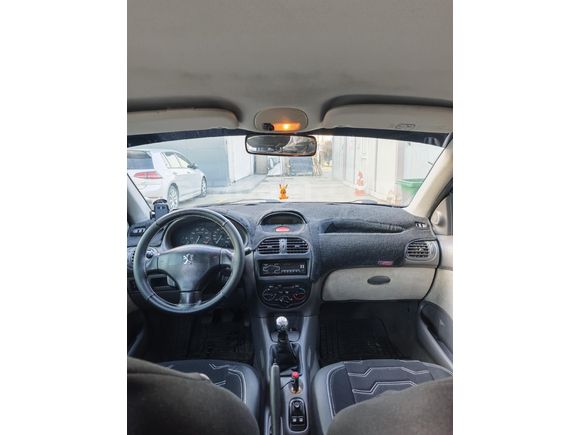 2005 Model Değişensiz Peugeot 206 1.4 XT