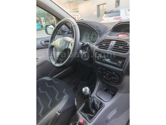 2005 Model Değişensiz Peugeot 206 1.4 XT