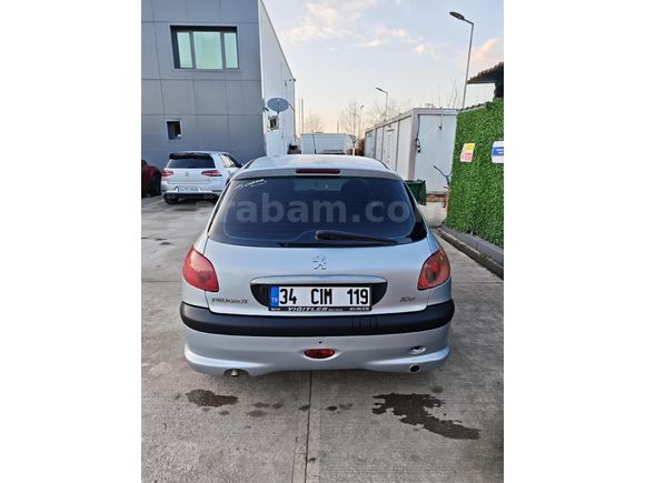 2005 Model Değişensiz Peugeot 206 1.4 XT
