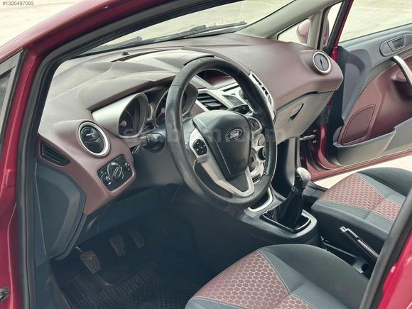2011 FORD FİESTA 1.4 TİTANİUM "155" BİNDE CAM GİBİ